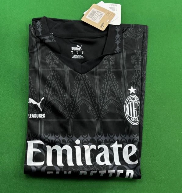 Camiseta do Milão da temporada de 2014 – photo 4